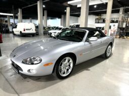 
										JAGUAR XK8 CONVERTIBLE 1999 lleno									