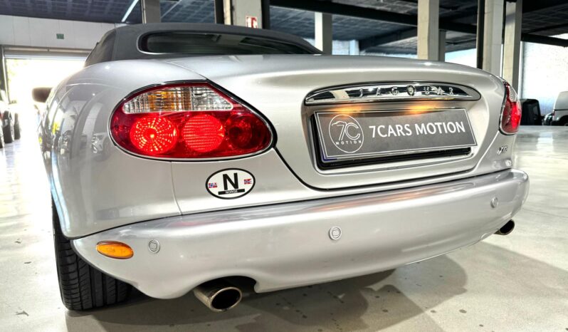 
								JAGUAR XK8 CONVERTIBLE 1999 lleno									