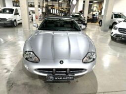 
										JAGUAR XK8 CONVERTIBLE 1999 lleno									