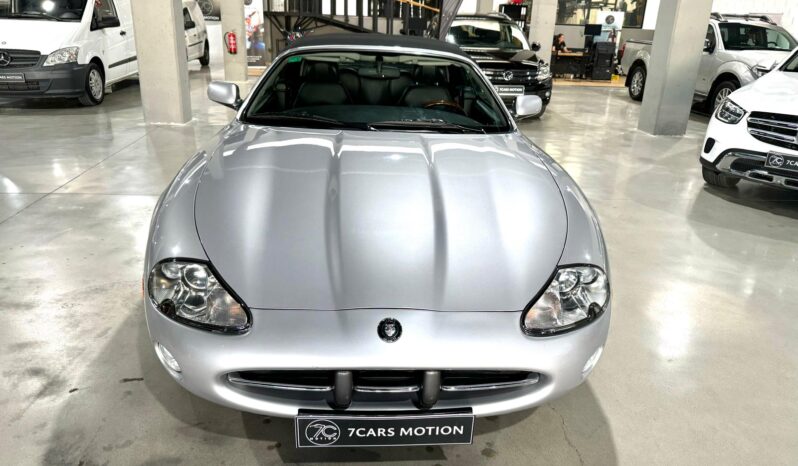 
								JAGUAR XK8 CONVERTIBLE 1999 lleno									