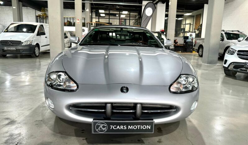 
								JAGUAR XK8 CONVERTIBLE 1999 lleno									