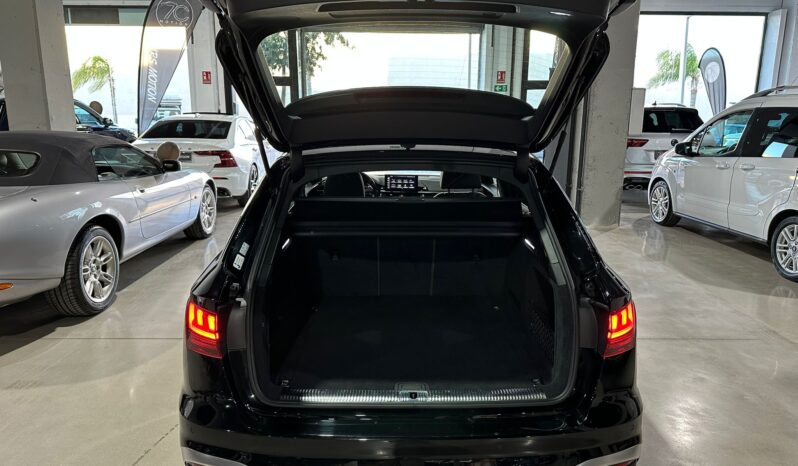 
								AUDI A4 0 lleno									