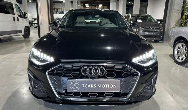 
								AUDI A4 0 lleno									