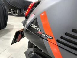 
										VESPA GTS 125 0 lleno									