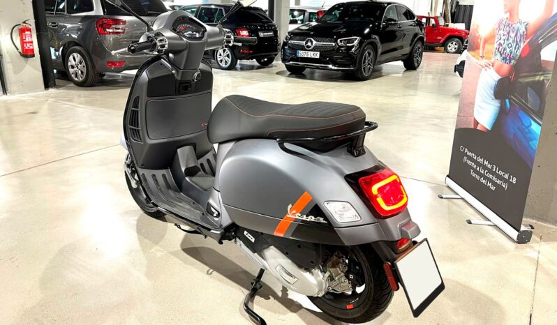 
								VESPA GTS 125 0 lleno									