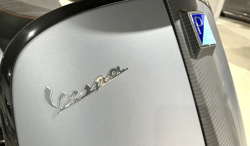 
								VESPA GTS 125 0 lleno									