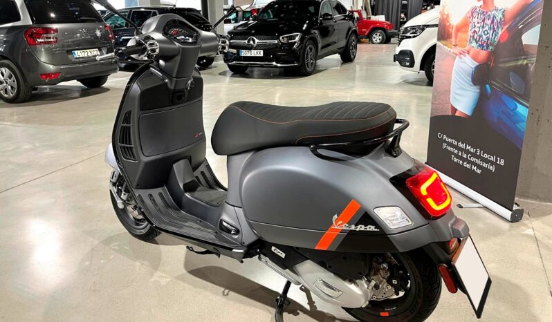 
								VESPA GTS 125 0 lleno									