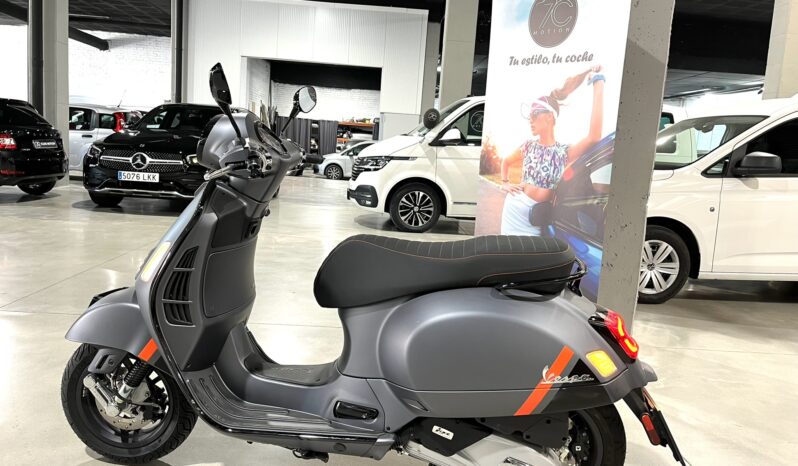 
								VESPA GTS 125 0 lleno									