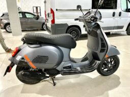 
										VESPA GTS 125 0 lleno									