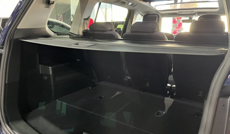 
								VOLKSWAGEN TOURAN 2017 lleno									