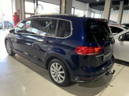 
										VOLKSWAGEN TOURAN 2017 lleno									