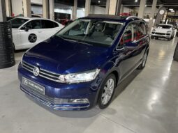 VOLKSWAGEN TOURAN 2017