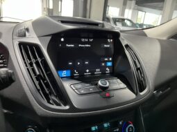 
										FORD KUGA 2017 lleno									