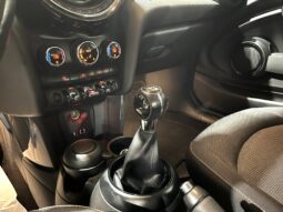
										MINI MINI (F56) 3P (13-21) 2017 lleno									