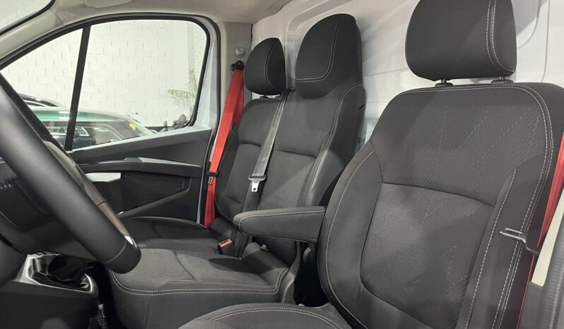 
								RENAULT NUEVA TRAFIC EXCLUSIVE – VAN E 2025 lleno									