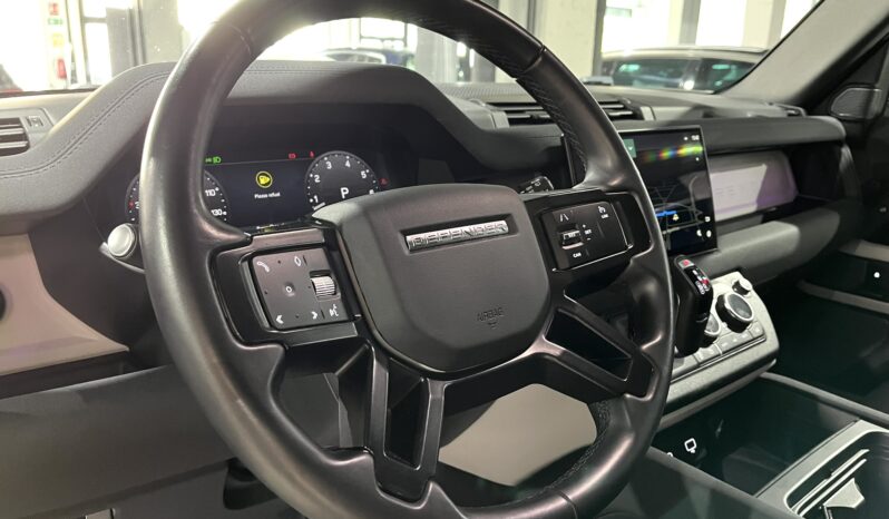 
								LAND ROVER DEFENDER CHELSEA 2024 lleno									