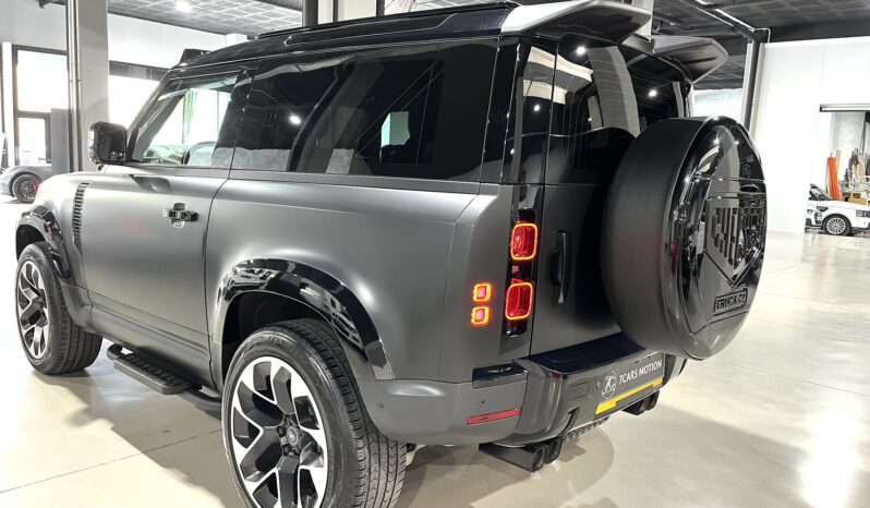 
								LAND ROVER DEFENDER CHELSEA 2024 lleno									