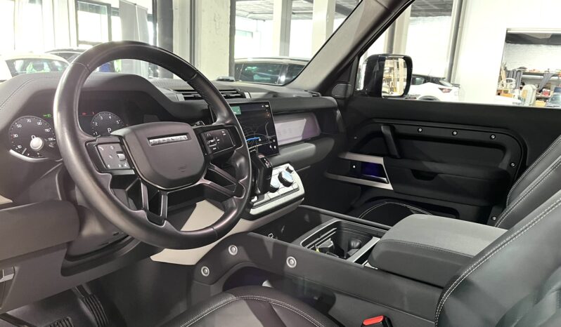 
								LAND ROVER DEFENDER CHELSEA 2024 lleno									