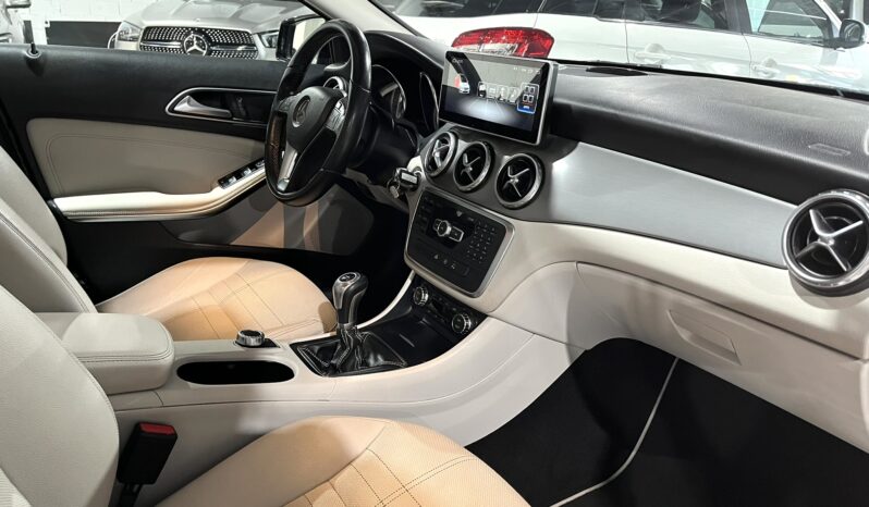 
								MERCEDES BENZ CLASE GLA (X 156) 5P (13-17) 2015 lleno									