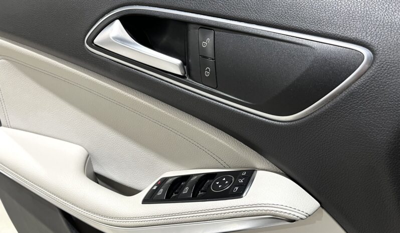 
								MERCEDES BENZ CLASE GLA (X 156) 5P (13-17) 2015 lleno									
