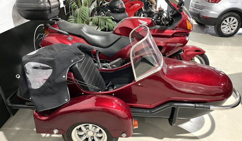 
								HONDA NT650V 1999 lleno									