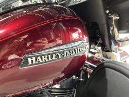 
										HARLEY DAVIDSON TRI GLIDE ULTRA 2015 lleno									