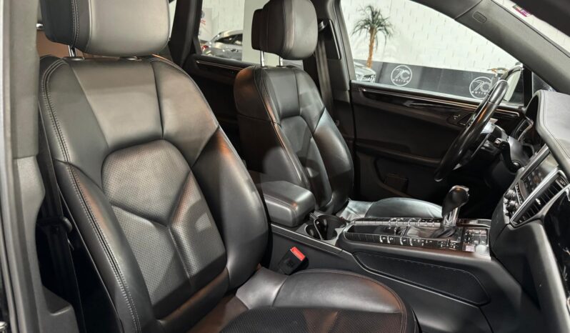 
								PORSCHE MACAN (95) 5P (13-18) 2014 lleno									
