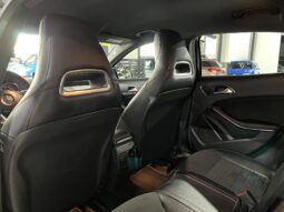
										MERCEDES BENZ CLASE GLA (X 156) 5P (17-20) 2018 lleno									