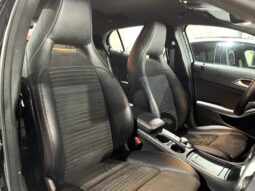 
										MERCEDES BENZ CLASE GLA (X 156) 5P (17-20) 2018 lleno									