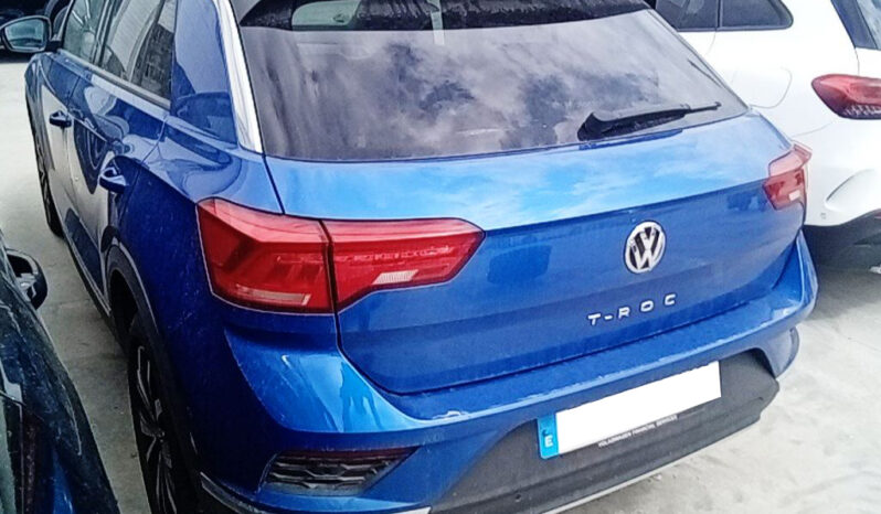 
								VOLKSWAGEN T-ROC 0 lleno									