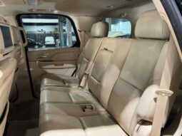 
										CADILLAC ESCALADE lleno									