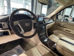 
										CADILLAC ESCALADE lleno									