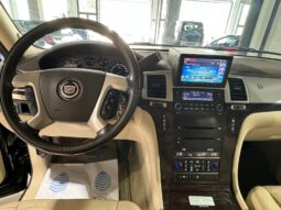 
										CADILLAC ESCALADE lleno									