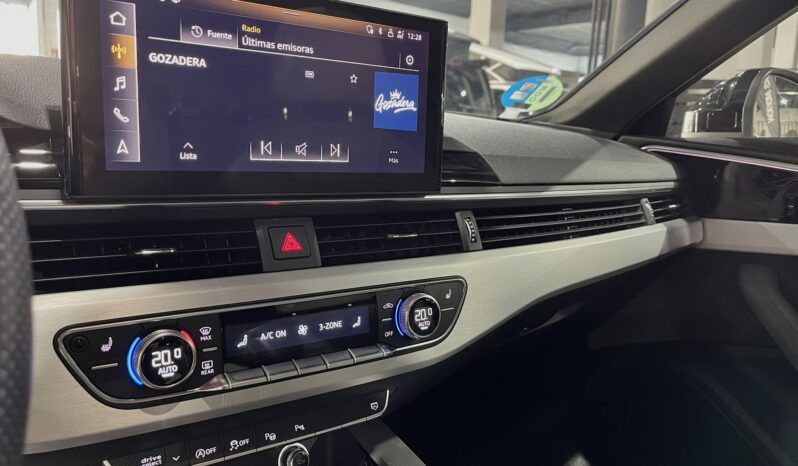 
								AUDI A4 0 lleno									