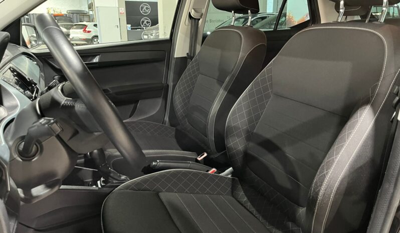 
								SKODA FABIA (NJ) 5P/COMBI (18-23) 2021 lleno									