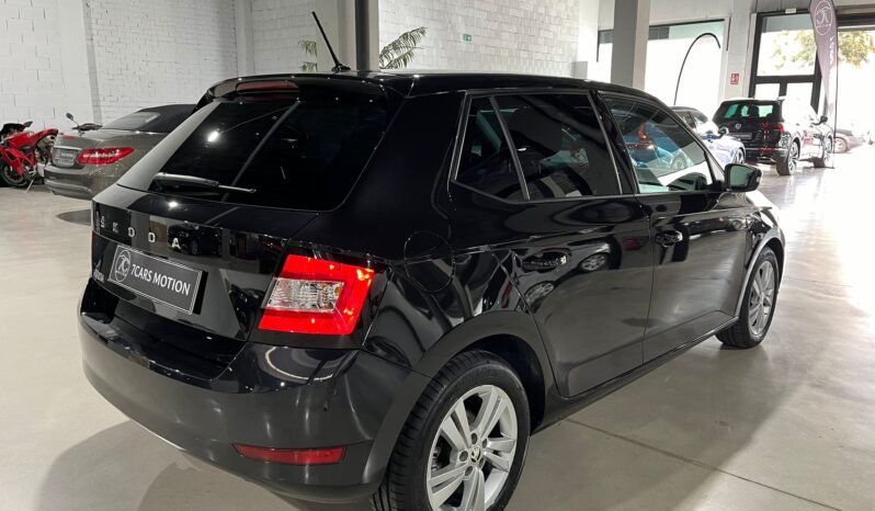 
								SKODA FABIA (NJ) 5P/COMBI (18-23) 2021 lleno									