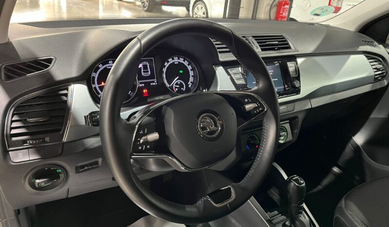 
								SKODA FABIA (NJ) 5P/COMBI (18-23) 2021 lleno									