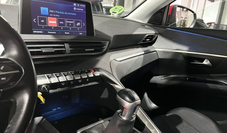 
								PEUGEOT 3008 (M) (16-24) 2019 lleno									