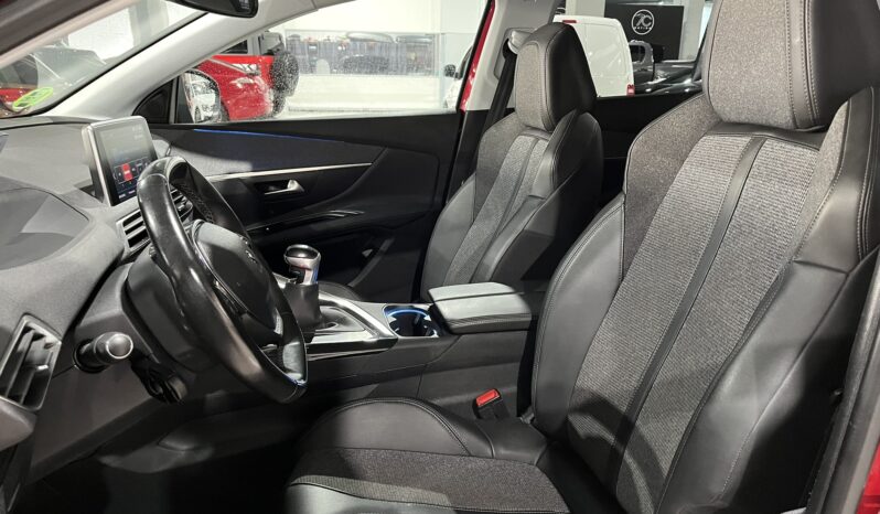 
								PEUGEOT 3008 (M) (16-24) 2019 lleno									