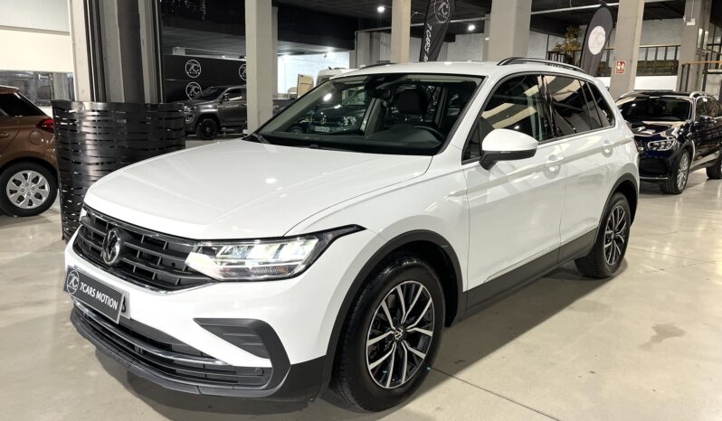 
								VOLKSWAGEN TIGUAN (5N) 5P (20-24) 2021 lleno									