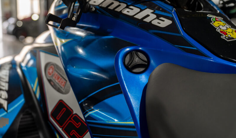 
								YAMAHA WAVE RUNNER GP 1300 2003 lleno									