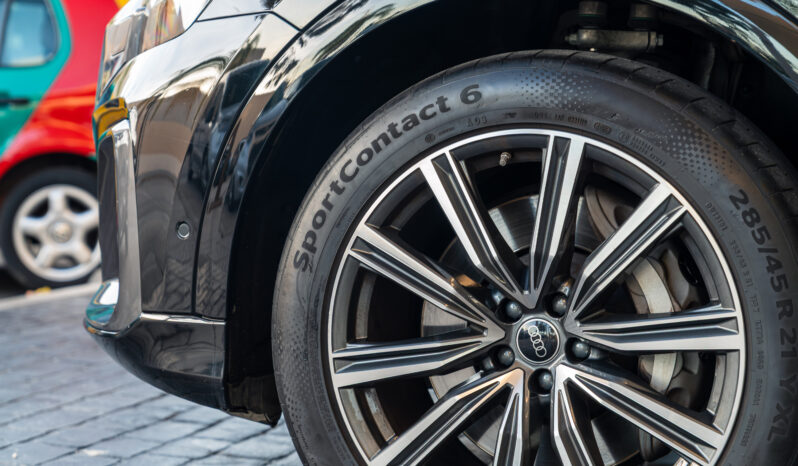 
								AUDI Q8/SQ8 (F1) 5P (18-) 2025 lleno									