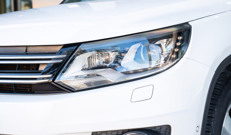 
								VOLKSWAGEN TIGUAN (5N) 5P (11-16) 2014 lleno									