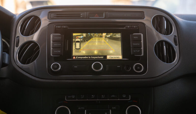 
								VOLKSWAGEN TIGUAN (5N) 5P (11-16) 2014 lleno									