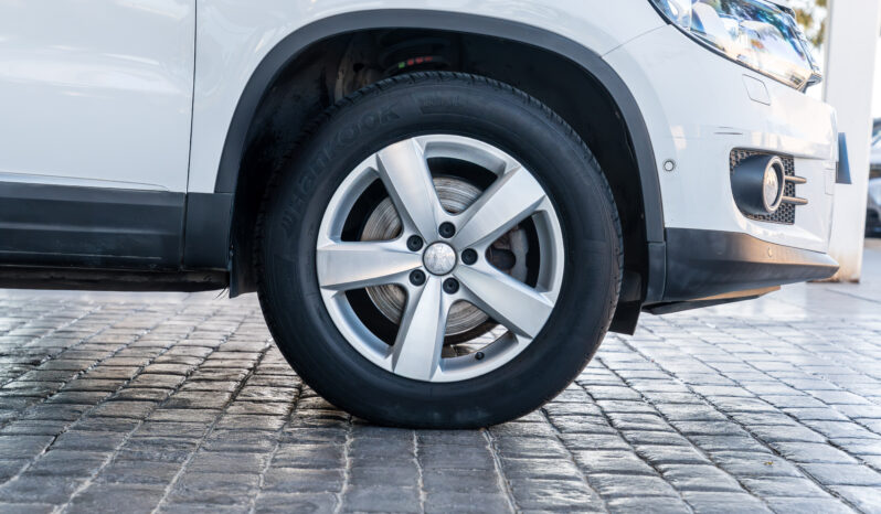 
								VOLKSWAGEN TIGUAN (5N) 5P (11-16) 2014 lleno									