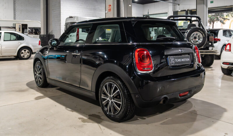 
								MINI MINI (F56) 3P (13-21) 2015 lleno									