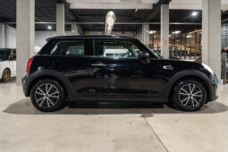 
										MINI MINI (F56) 3P (13-21) 2015 lleno									