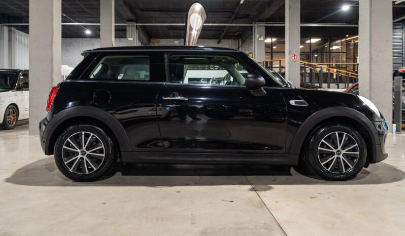 
								MINI MINI (F56) 3P (13-21) 2015 lleno									