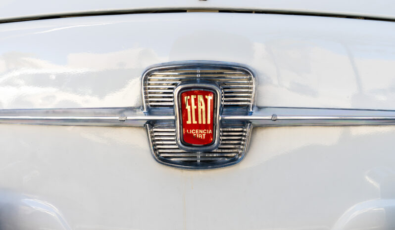 
								SEAT 600-E 1972 lleno									