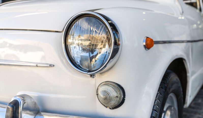 
								SEAT 600-E 1972 lleno									